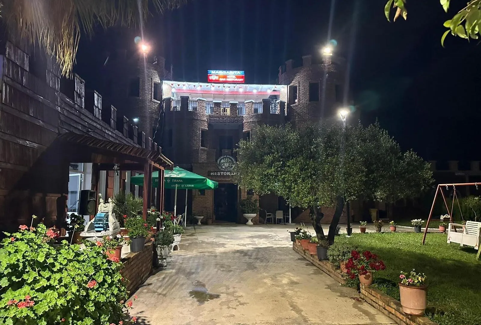 Hotel-Keshtjella Margarita Лежа 4*,  Албания